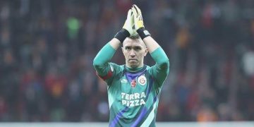 Fernando Muslera: “En büyük forma, bu forma”