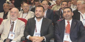 Flaş tüzük değişikliği: Kulüp yabancılara devredilemez