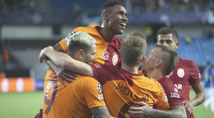 Galatasaray’da ayrılık kapıda! Üstün Lig takımına gidiyor…