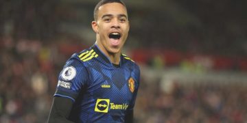 Kartal transfer için Manchester semalarında