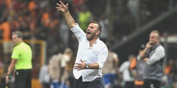 Okan Buruk: “Ayrılmak isteyen oyuncular var…”