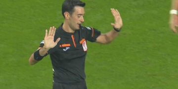 Son dakikalarda enteresan anlar! Penaltı tekrar edildi