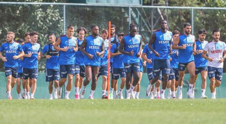 Trabzonspor’da Joaquin Fernandez ve Larsen sevinci