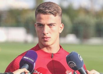 Üstün Lig’in genç yıldızı Fransa yolcusu