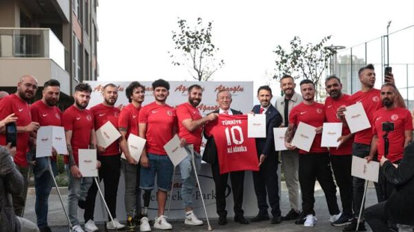 Ampute Milli Futbol Takımı futbolcuları dairelerine kavuştu