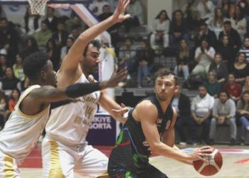 Aliağa Petkimspor Samsun deplasmanında zorlanmadı