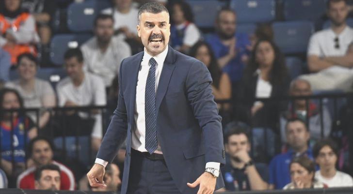 Anadolu Efes dönemi Barcelona’da açıyor!