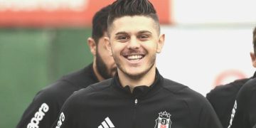 Beşiktaş derbi hazırlıklarını sürdürdü