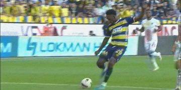 Bilal’den Cephas’a geçit yok