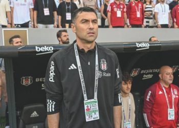 Burak Yılmaz, Beşiktaş’taki geleceğini açıkladı!