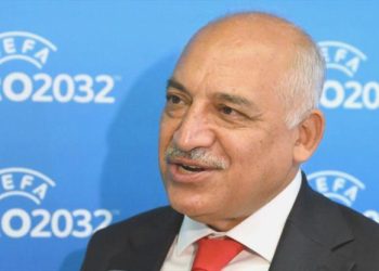 Büyükekşi’den Beşiktaş karşılığı: “Kimseye ulufe dağıtmıyoruz”