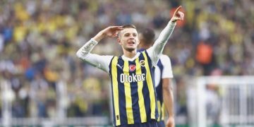 Dönemin en erken golü Szymanski’den!