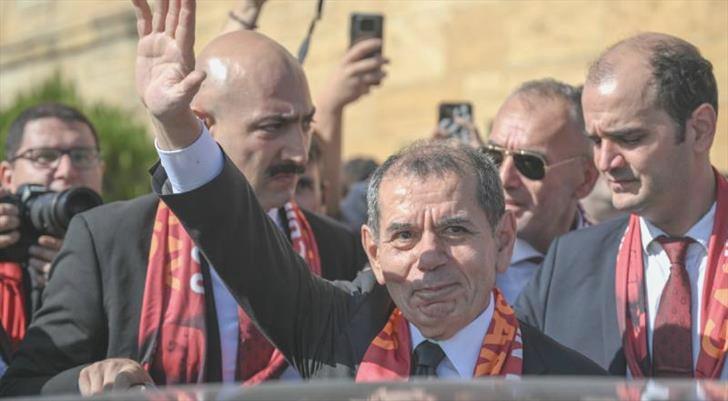 Dursun Özbek’ten şampiyonluk ve derbi kelamları