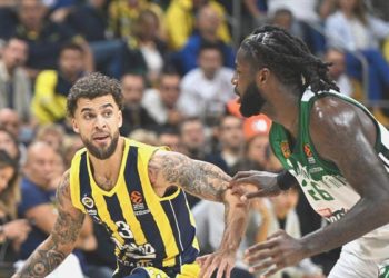 Fenerbahçe Beko, Ataman’ın Panathinaikos’unu rahat geçti
