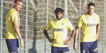 Fenerbahçe pas ve şut çalıştı