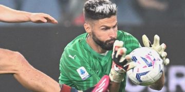 Giroud kaleye geçti, Milan kazandı