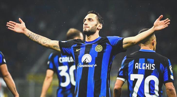 Hakan Çalhanoğlu attı, Inter galibiyete koştu