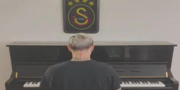 Icardi piyanoda ‘Aşkın Olayım’ çaldı! İşte o anlar…