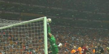 İki şık hareket! Morutan vurdu, Muslera geçit vermedi…