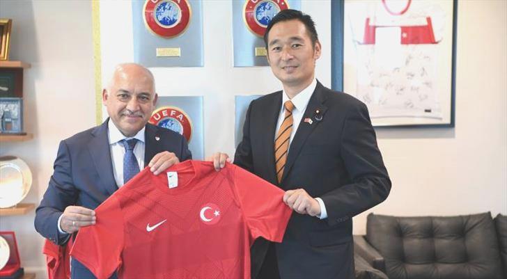 Japon yetkililerden Mehmet Büyükekşi’ye ziyaret