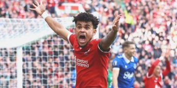 Liverpool’un yıldızının ailesini kaçırdılar!