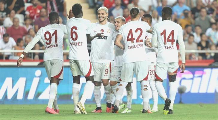 RAMS Park’ta derbi zamanı! Hakim Ziyech…