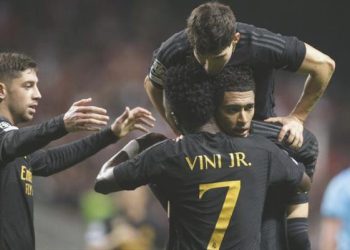 Real Madrid, 3 puanı 2 golle aldı