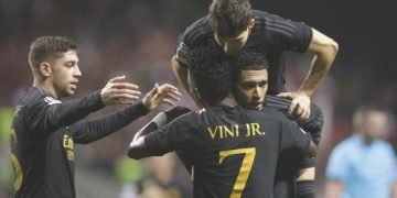 Real Madrid, 3 puanı 2 golle aldı