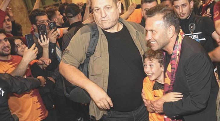 Rize’de Okan Buruk’a ağır ilgi