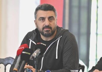 Sinan Kaloğlu ekibin performansından şad