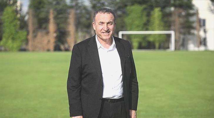 “Zorunluluk gereği bazen değişiklik gerekiyor”