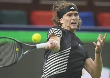 Zverev’den Japonya Açık’a erken veda
