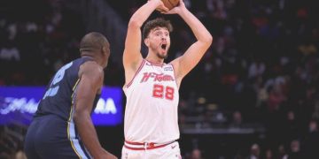 Alperen 11 sayı attı! Houston Rockets galibiyeti hatırladı