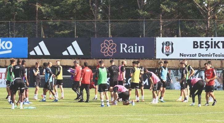 Beşiktaş, Bitexen Antalyaspor maçının hazırlıklarını sürdürdü