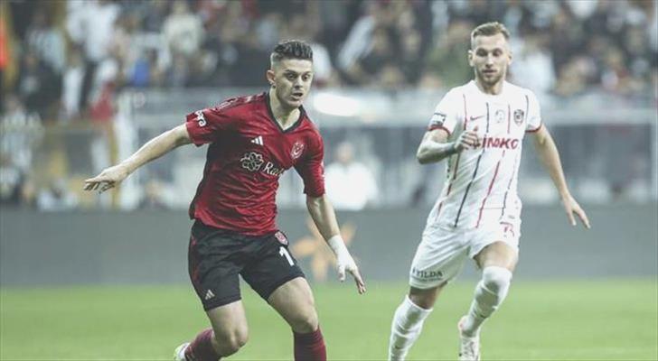 Beşiktaş’ın yıldızı Rams Başakşehir maçında yok!