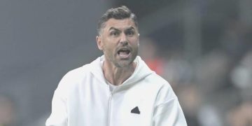 Beşiktaş’ta Burak Yılmaz devri sona erdi