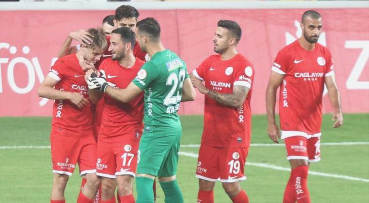 Bitexen Antalyaspor güle oynaya turladı