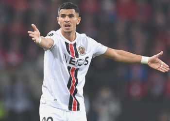 Cezayirli futbolcu gözaltına alındı!