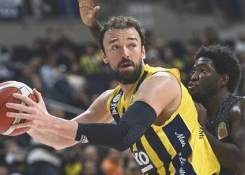 Fenerbahçe Beko derbi öncesi rahat kazandı