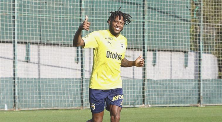 Fenerbahçe’nin yıldız futbolcusu alana indi