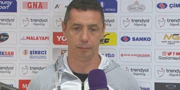 “Futbolcularımız ekip ruhunu alana yansıttılar”