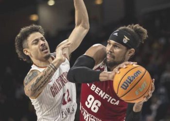 Galatasaray Ekmas, birinci galibiyetini aldı