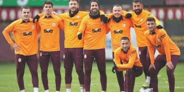 Galatasaray’da gözler Manchester United maçına çevrildi