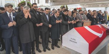 Galatasaray’ın eski yöneticilerinden Erzen, son seyahatine uğurlandı