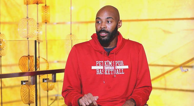 Jeremy Simmons noktayı koydu: “Tekliflere bakacağım, Türkiye’de…”