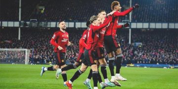 ManU 7 eksikle İstanbul’a geliyor