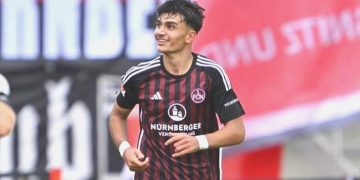 Muhteşem Lig devlerinin radarındaydı, imzayı attı!