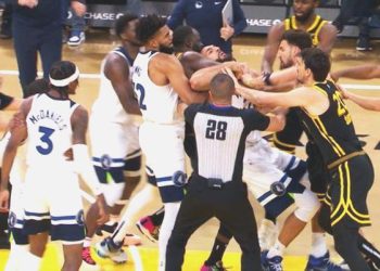 NBA’de skandal kavga! 3 oyuncu ihraç edildi…