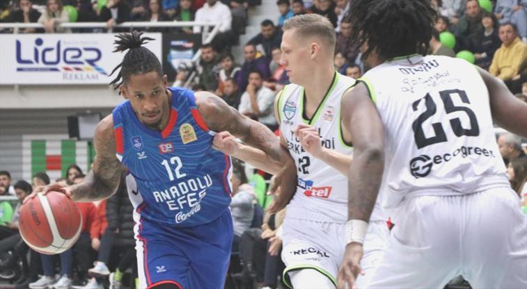 ÖZET | Anadolu Efes farklı kazandı