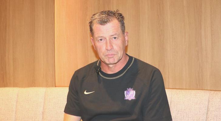 Skibbe: “Galatasaray’a emsal futbol oynatmaya çalışıyoruz”